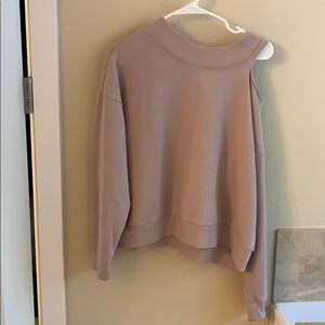 Cute one shoulder cut out sweatshirt!
